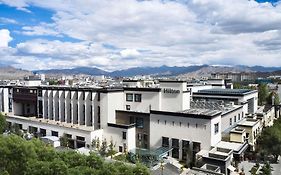 Hilton Shigatse 4*